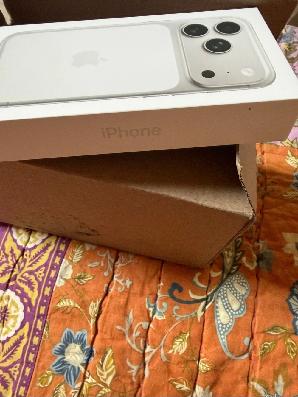 Apple iphone empty
